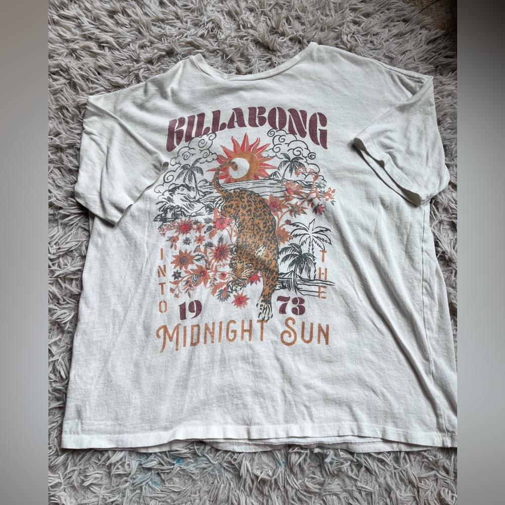 BILLABONG comfy T shirt